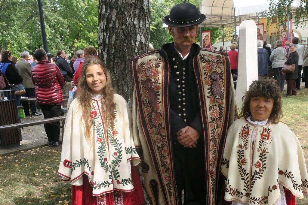 festival 4 3-2